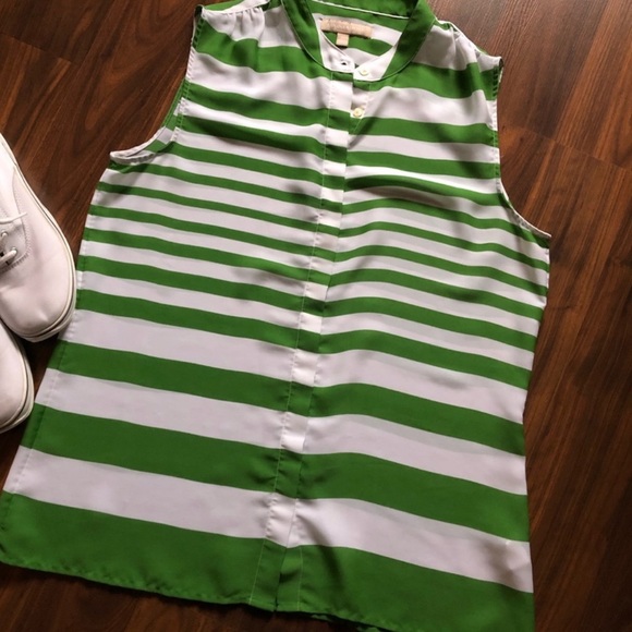 Banana Republic Tops - Banana Republic Sleeveless Top